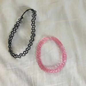 2 chokers